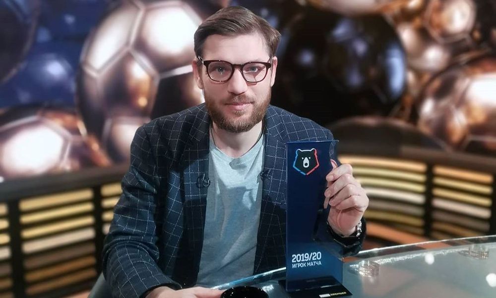 Алексей Игонин выступил за остановку чемпионата России вопреки возможным санкциям УЕФА Алексей Игонин выступил за остановку чемпионата России вопреки возможным санкциям УЕФА