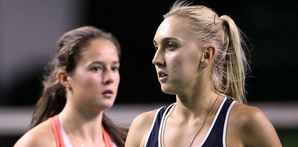 Вожатая и три юниорки против Азаренко