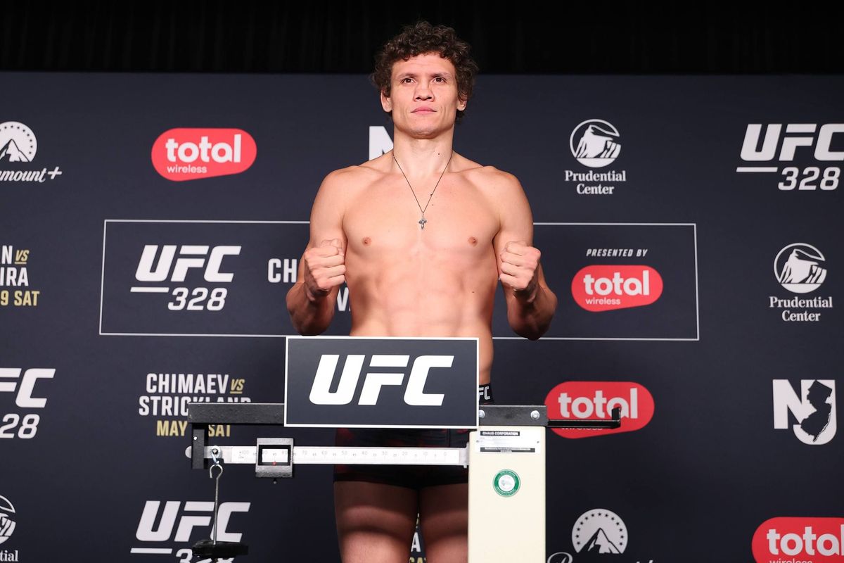 Копылов встретился лицом к лицу с Готье перед боем на UFC 322