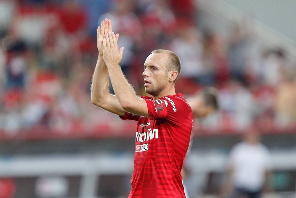 Денис Глушаков объяснил, почему тренер в «Спартаке» ничего не решает