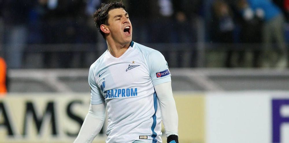 Полузащитник «Зенита» Жулиано: Новогоднего обращения президента в Бразилии не услышу Полузащитник «Зенита» Жулиано: Новогоднего обращения президента в Бразилии не услышу