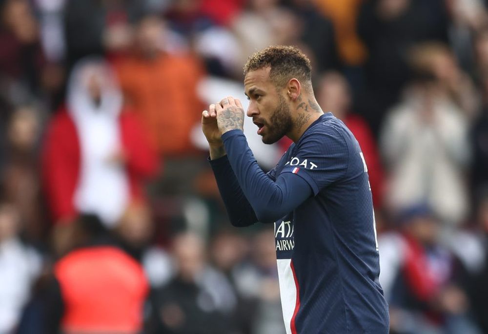 Неймар ввязался в драку в клубе Рио-де-Жанейро