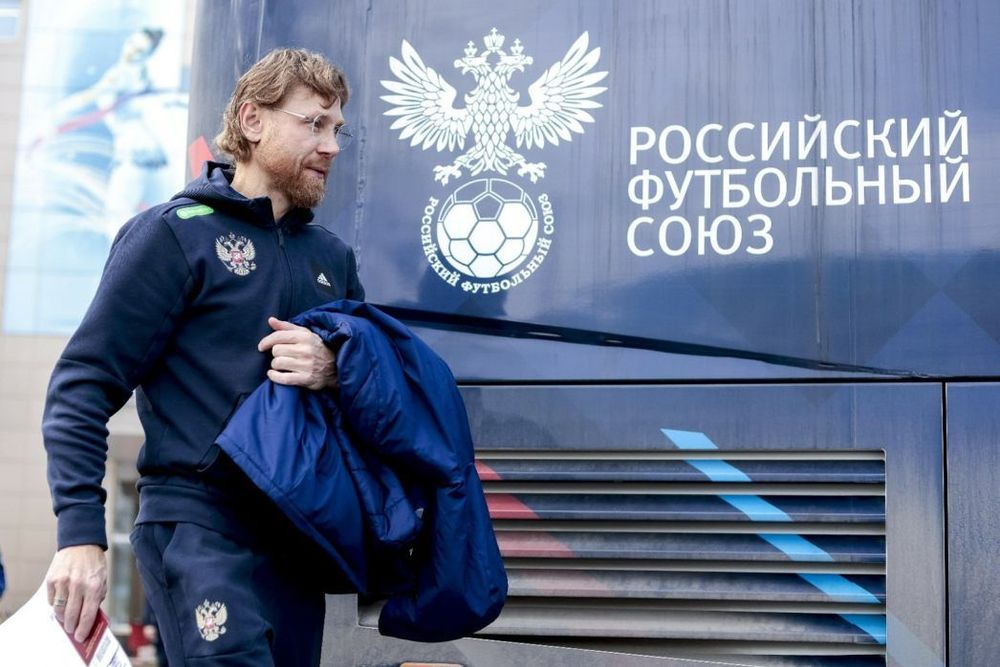 В сборную России вызвали 49 футболистов