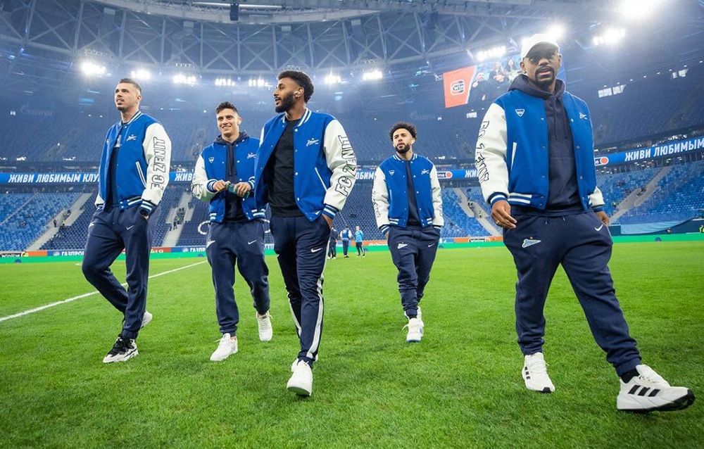 Агент Малкома и Клаудиньо заявил, что игроков все устраивает в «Зените» Агент Малкома и Клаудиньо заявил, что игроков все устраивает в «Зените»