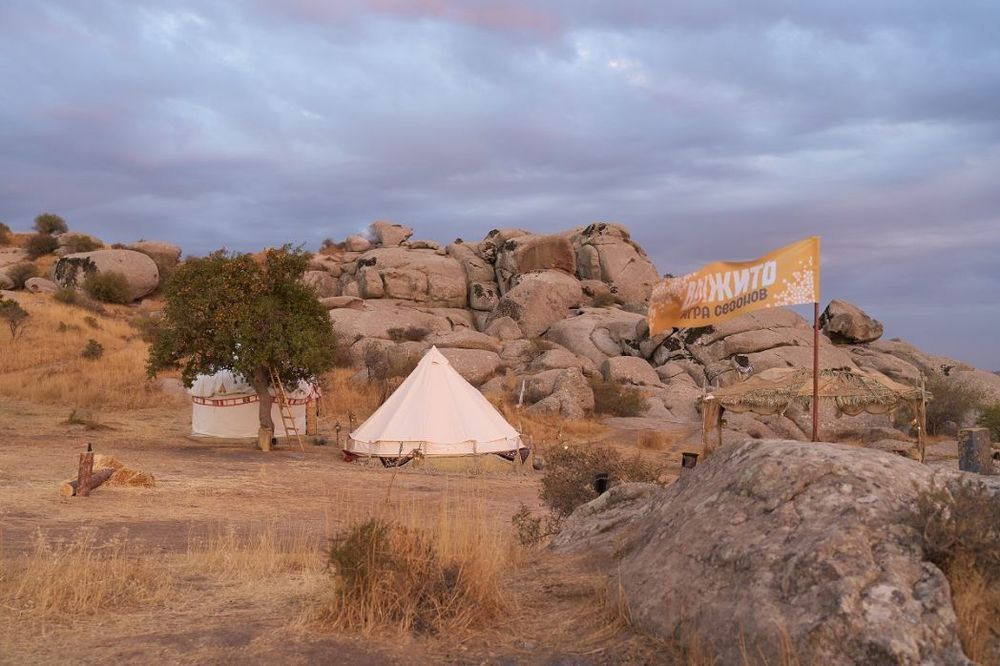 «Выжить в Дубае» и «Выжить в Самарканде»: мускулы против хитрости. Кто побеждает в реалити? «Выжить в Дубае» и «Выжить в Самарканде»: мускулы против хитрости. Кто побеждает в реалити?