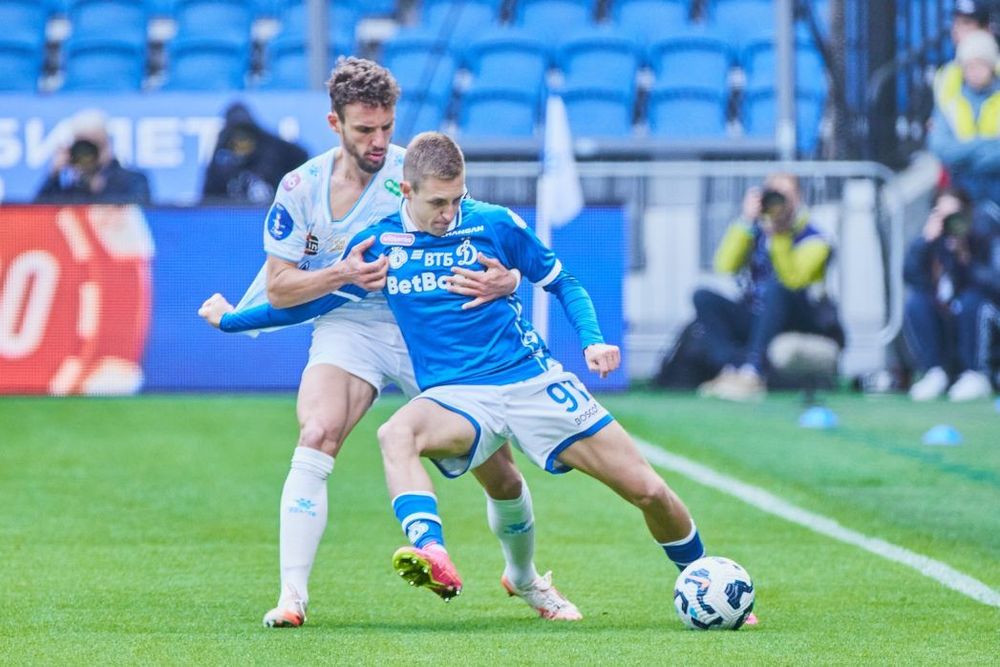 Гафин: Гладышев играет в мужской футбол