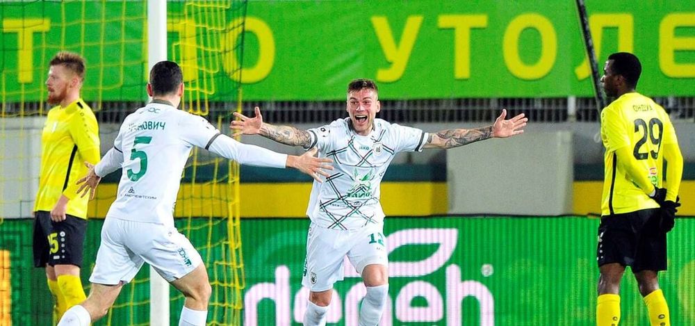 Бердыев перестал побеждать. «Анжи» и «Рубин» поделили очки