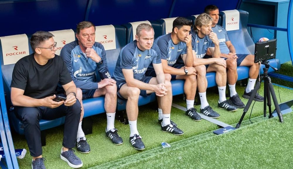 Фернандес заявил, что тренерский штаб «Зенита» справился со своей работой в отсутствие Семака Фернандес заявил, что тренерский штаб «Зенита» справился со своей работой в отсутствие Семака