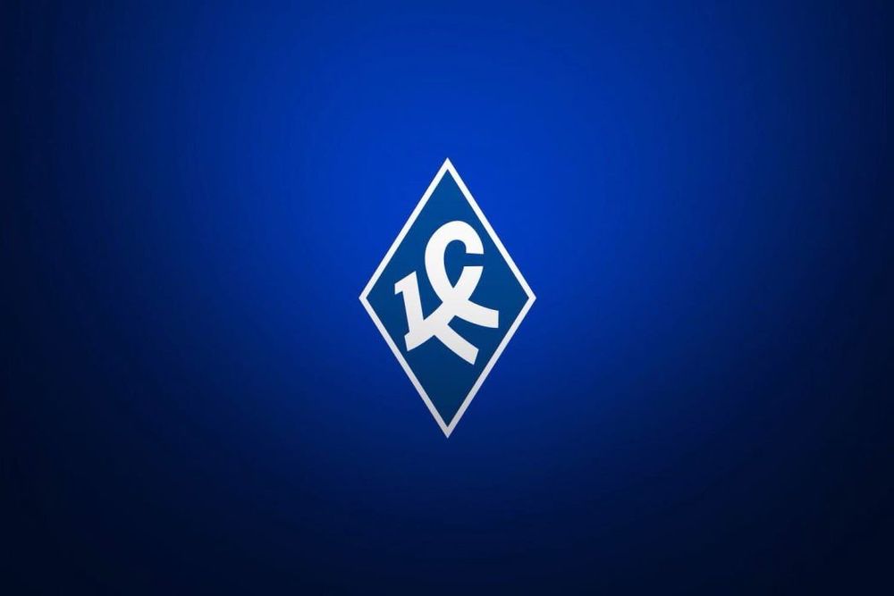 «Крылья Советов» сыграли вничью с «Акроном» в матче 1-го тура РПЛ «Крылья Советов» сыграли вничью с «Акроном» в матче 1-го тура РПЛ