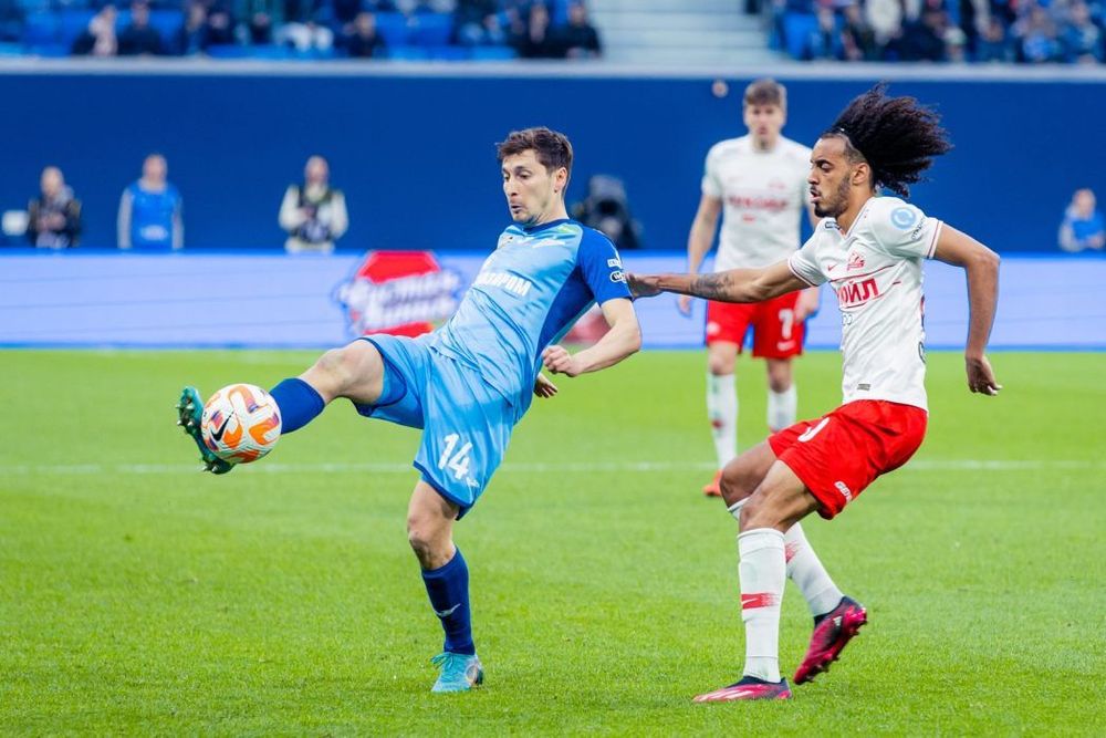 Мостовой считает, что Кузяеву будет тяжело во Франции Мостовой считает, что Кузяеву будет тяжело во Франции