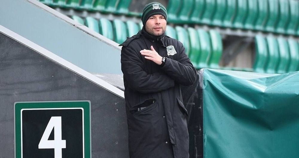 УЕФА запретил Мусаеву находиться на тренерской скамейке «Краснодара»