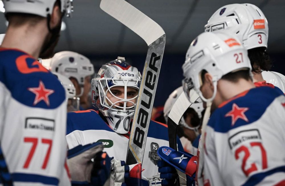 Сушинский о серии СКА-ЦСКА: Все не хотят смотреть серию между ними, но пока это две лучшие команды Сушинский о серии СКА-ЦСКА: Все не хотят смотреть серию между ними, но пока это две лучшие команды