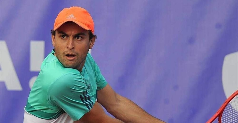 Аслан Карацев продолжает «рвать шаблоны» на Australian Open