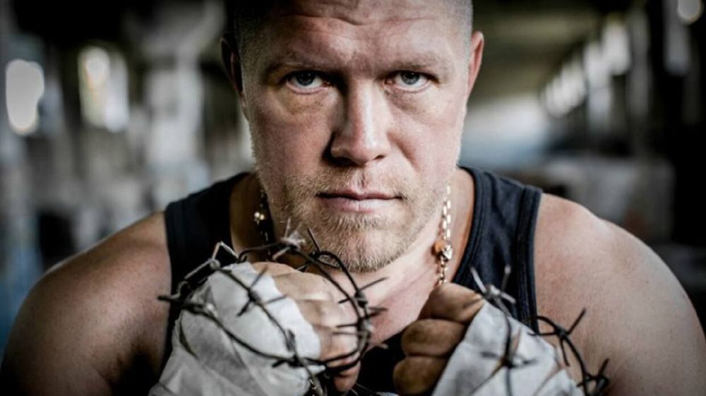 Боец MMA Новоселов задержан по обвинения в похищении и изнасиловании двух девушек