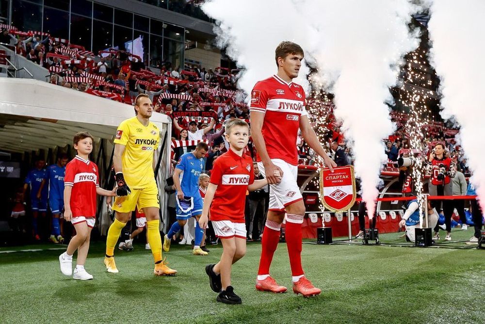 Главный тренер «Спартака» Абаскаля отстранил Соболева от тренировок с командой Главный тренер «Спартака» Абаскаля отстранил Соболева от тренировок с командой