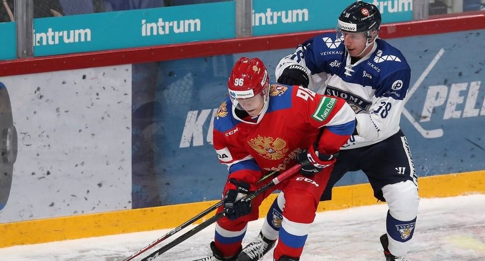 Сборная России проиграла Финляндии на Кубке Карьяла, Шарипзянов забил в дебютном матче