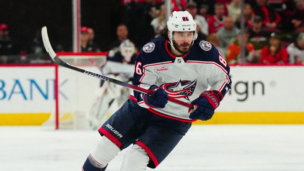 «Радует, что мы можем забивать в концовках». Марченко — о волевой победе «Коламбуса»