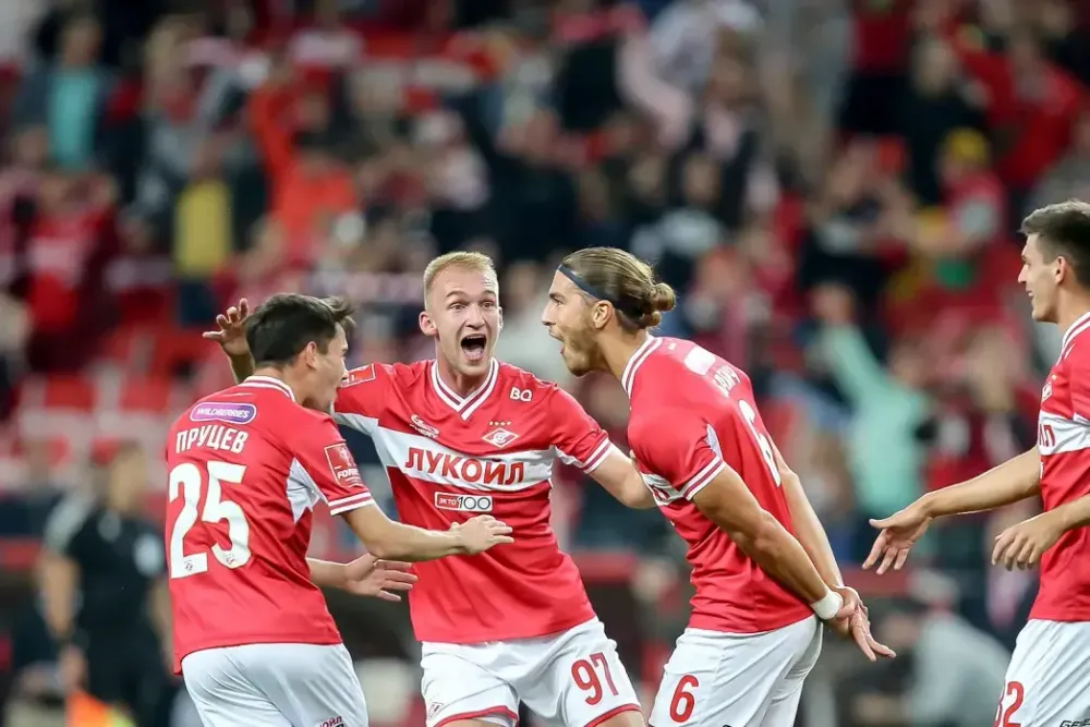 Чернов раскрыл секрет успеха новичков «Спартака» Чернов раскрыл секрет успеха новичков «Спартака»