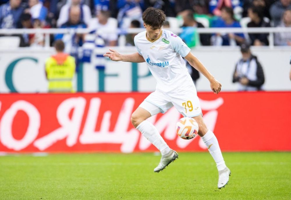 Ташуев: Карпин вызвал ведущих игроков «Зенита» в сборную России Ташуев: Карпин вызвал ведущих игроков «Зенита» в сборную России