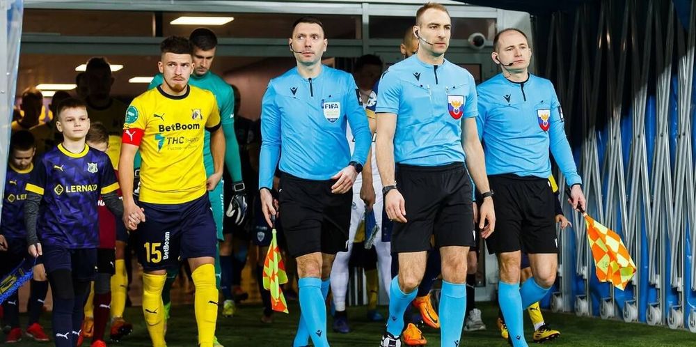 Судью матча «Ростов» – «Пари НН» отстранили от матчей РПЛ Судью матча «Ростов» – «Пари НН» отстранили от матчей РПЛ