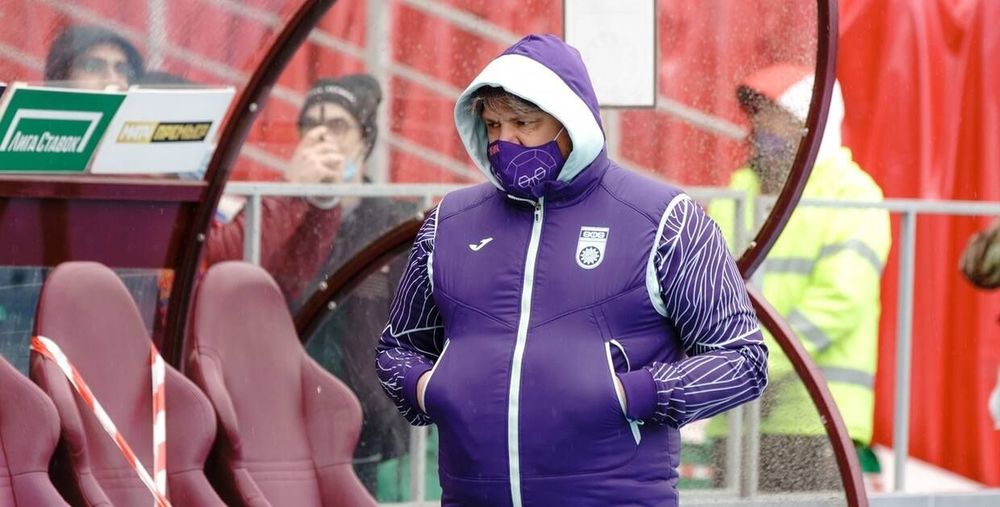 Гаджиев раскритиковал руководство «Уфы» за уход Евсеева Гаджиев раскритиковал руководство «Уфы» за уход Евсеева