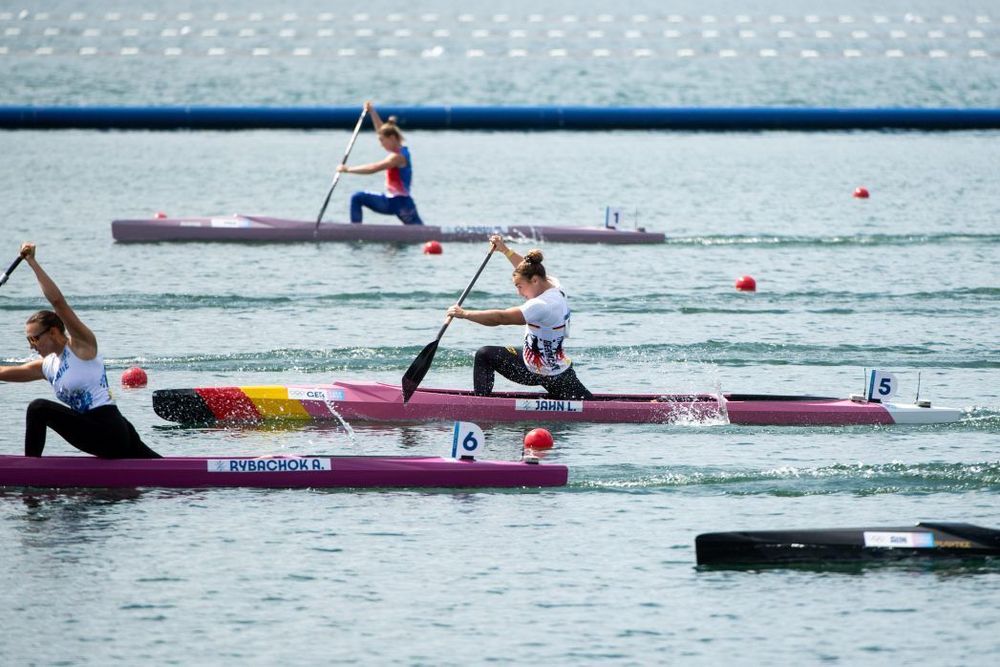 Российские каноисты Дмитриев и Петров взяли «золото» на чемпионате мира