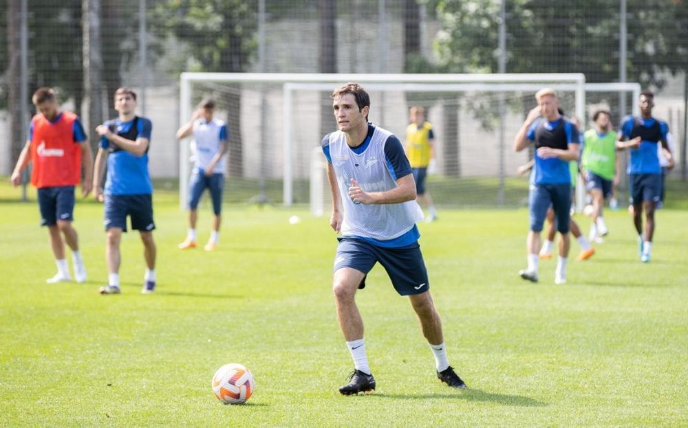 Бразильский агент Райс: Фернандеса плохо приняли в Бразилии Бразильский агент Райс: Фернандеса плохо приняли в Бразилии