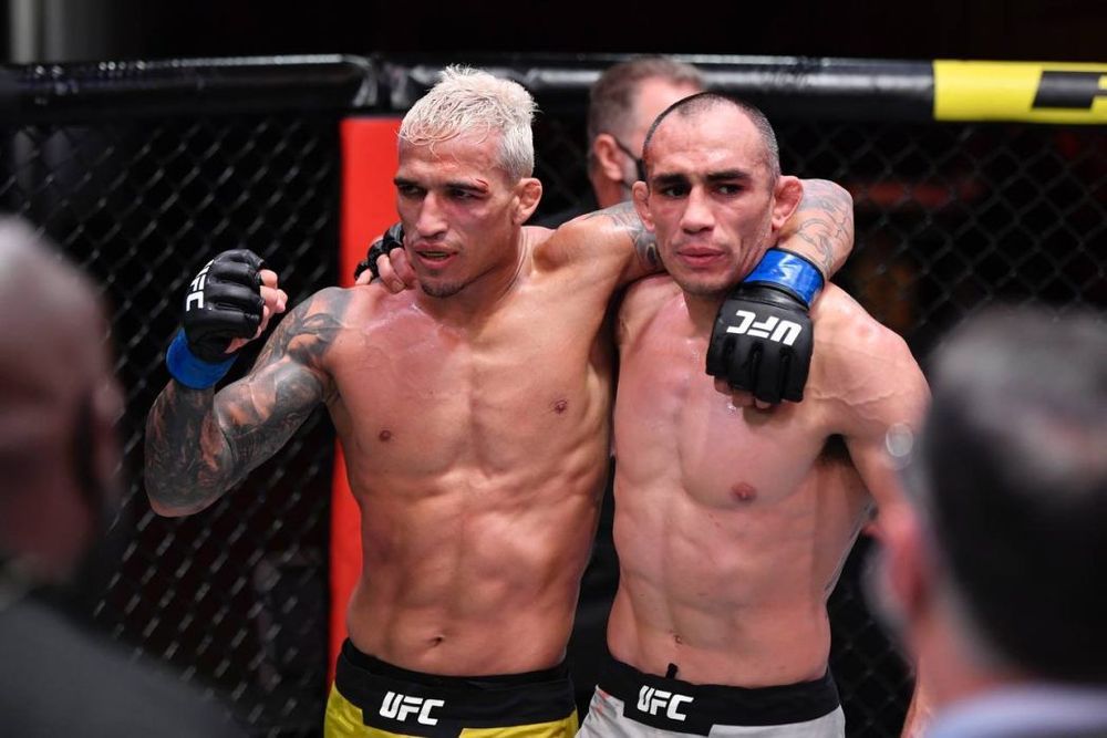 Экс-боец UFC Фергюсон одолел блогера в дебютном боксерском поединке