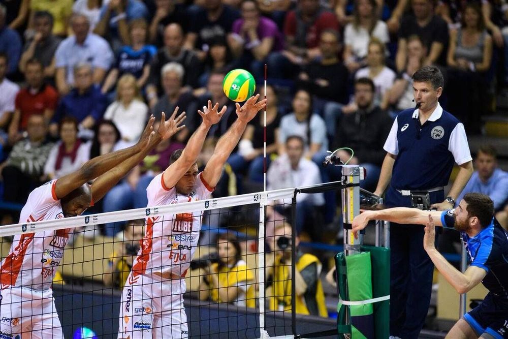 «Зенит» проиграл в финале Лиги чемпионов, сложив с себя полномочия