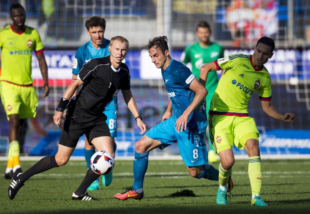 Ничья на «мокрый» юбилей Акинфеева