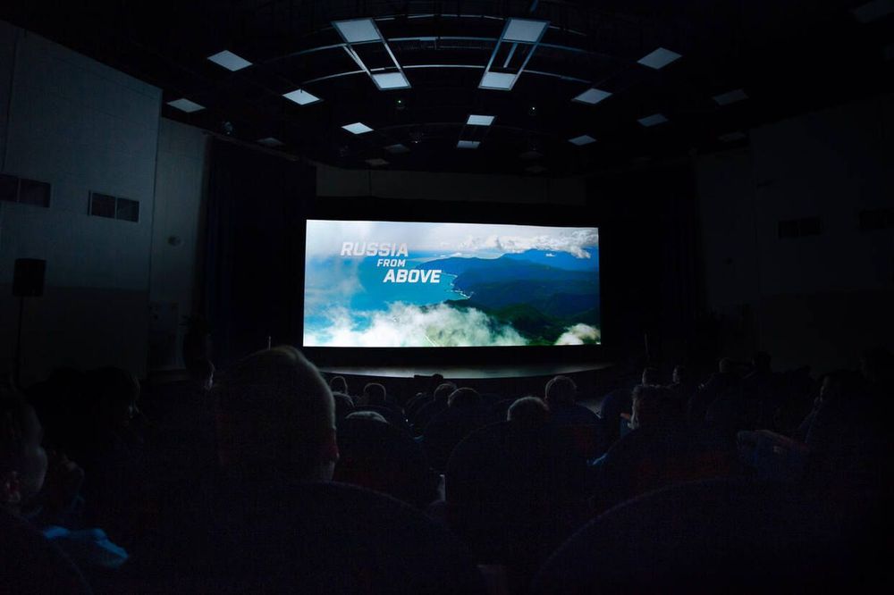 Игроки Академии «Зенита» посмотрели уникальный фильм «Россия с неба»
