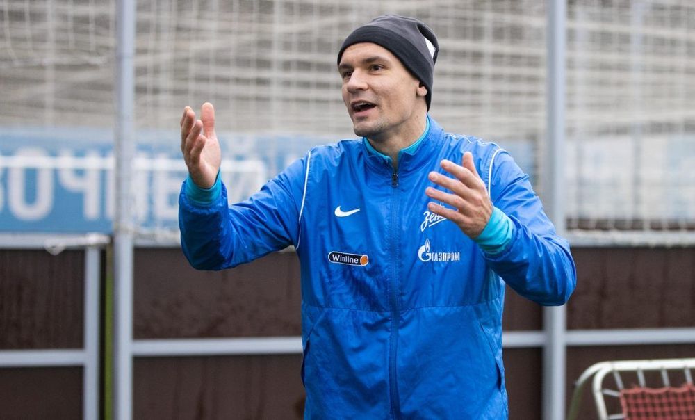 Ловрен заявил, что рад и горд попаданию в окончательный состав сборной Хорватии на ЧМ-2022 Ловрен заявил, что рад и горд попаданию в окончательный состав сборной Хорватии на ЧМ-2022