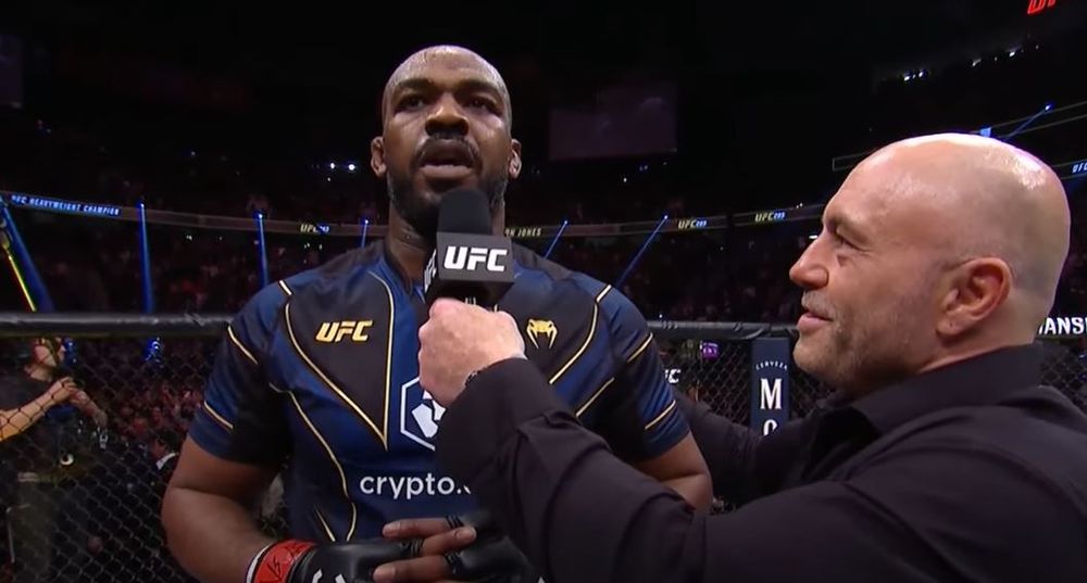 Джон Джонс победил Сириля Гана и завоевал титул в тяжелом весе