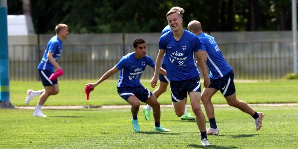 Тренер сборной Финляндии похвалил команду Дании перед матчем Евро-2020 Тренер сборной Финляндии похвалил команду Дании перед матчем Евро-2020