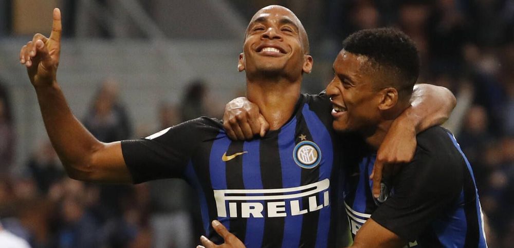 Жоао Мариу приехал в Москву, чтобы подписать контракт с «Локомотивом» Жоао Мариу приехал в Москву, чтобы подписать контракт с «Локомотивом»