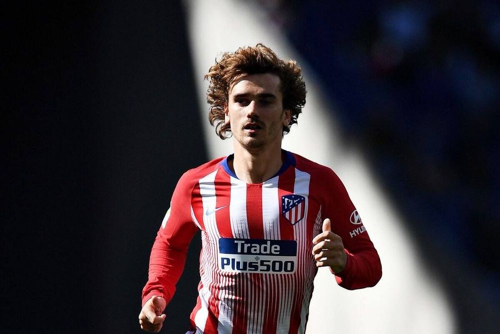 «Барселона» предложила Гризманну 17 млн евро в год, «Бавария» предлагает больше