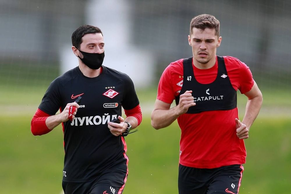 В «Спартаке» планируют оставить тренера по физподготовке несмотря на уход Тедеско В «Спартаке» планируют оставить тренера по физподготовке несмотря на уход Тедеско