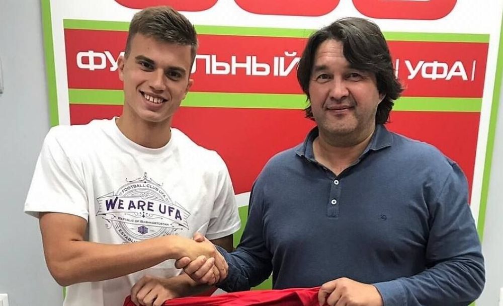 «Локомотив» хочет купить полузащитника «Уфы»