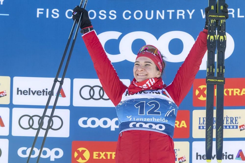 Непряева: Я не могу без остановки только стоять и фотографироваться, раздавать автографы. После финиша — пожалуйста Непряева: Я не могу без остановки только стоять и фотографироваться, раздавать автографы. После финиша — пожалуйста