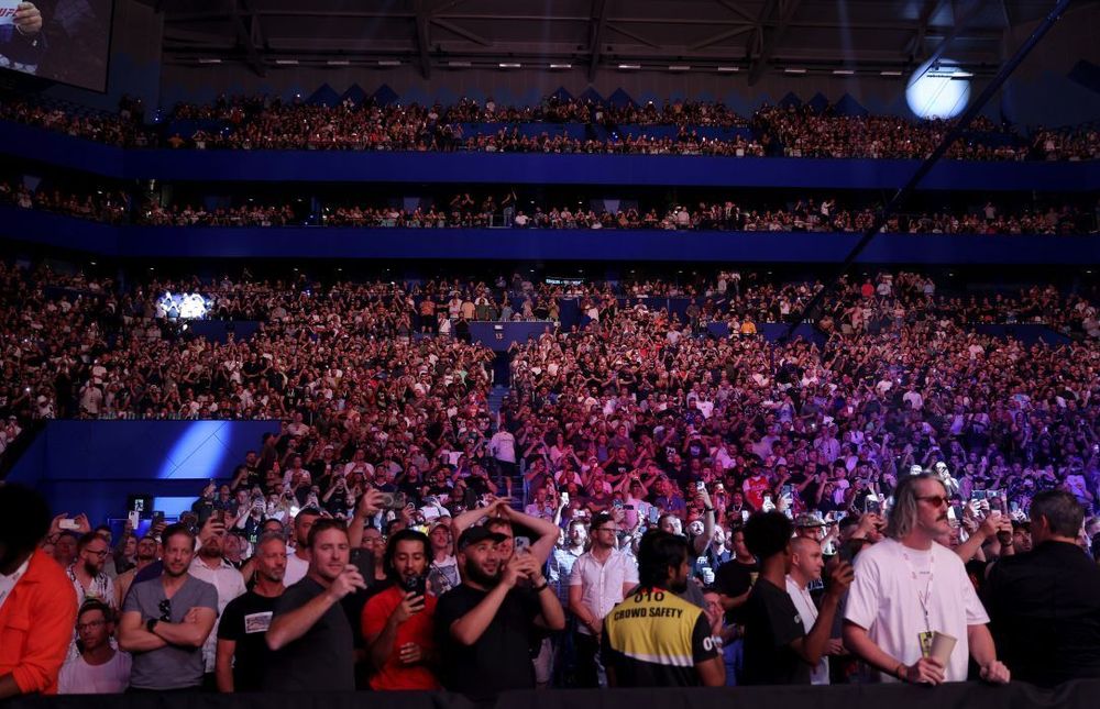 Рахмонов победил Томпсона на UFC 296