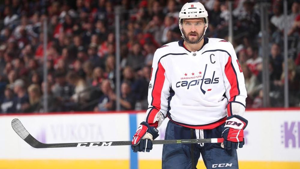 Александр Овечкин вошел в топ-20 бомбардиров НХЛ