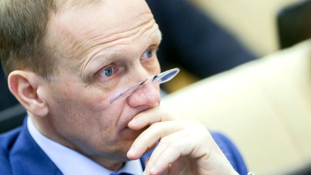 «Драчев потратил полтора миллиона на такси для жены». Откровения исполнительного директора СБР
