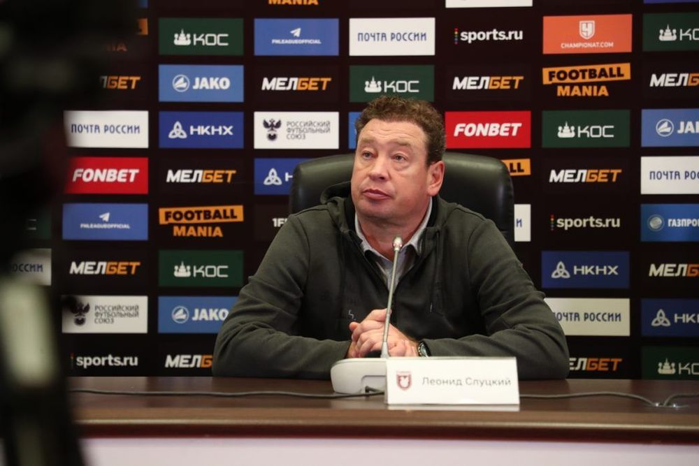 Сенников посоветовал Слуцкому выбрать Саудовскую Аравию вместо Китая