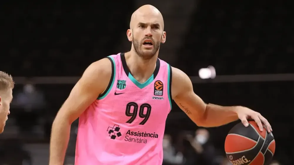 Бывший игрок «Барселоны» подписал контракт с турецким «Фенербахче»