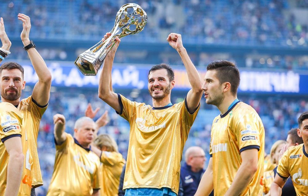 В «Сочи» дали согласие на переход Сутормина – решения по Ерохину и Чистякову нет