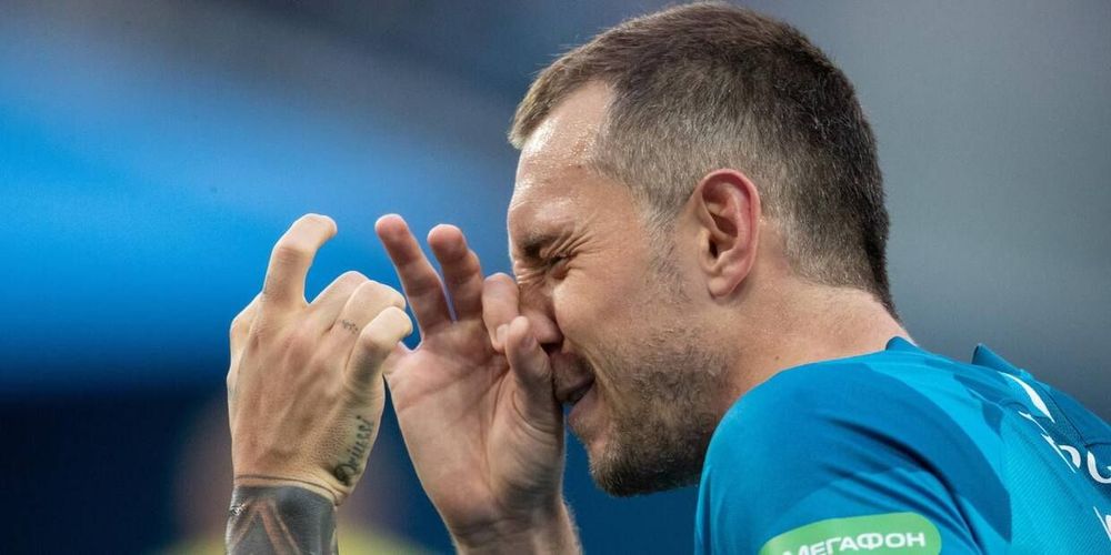 «Зенит» приостановил переговоры о продлении контрактов из-за коронавируса