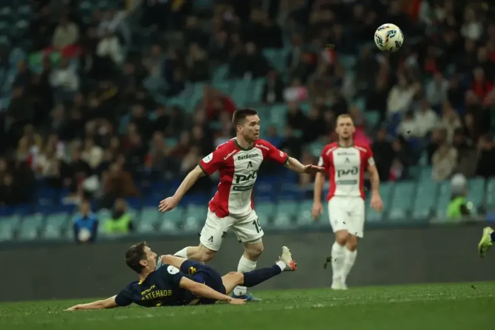 Баринов считает, что для «Локомотива» было бы лучше, чтобы паузы в РПЛ не было