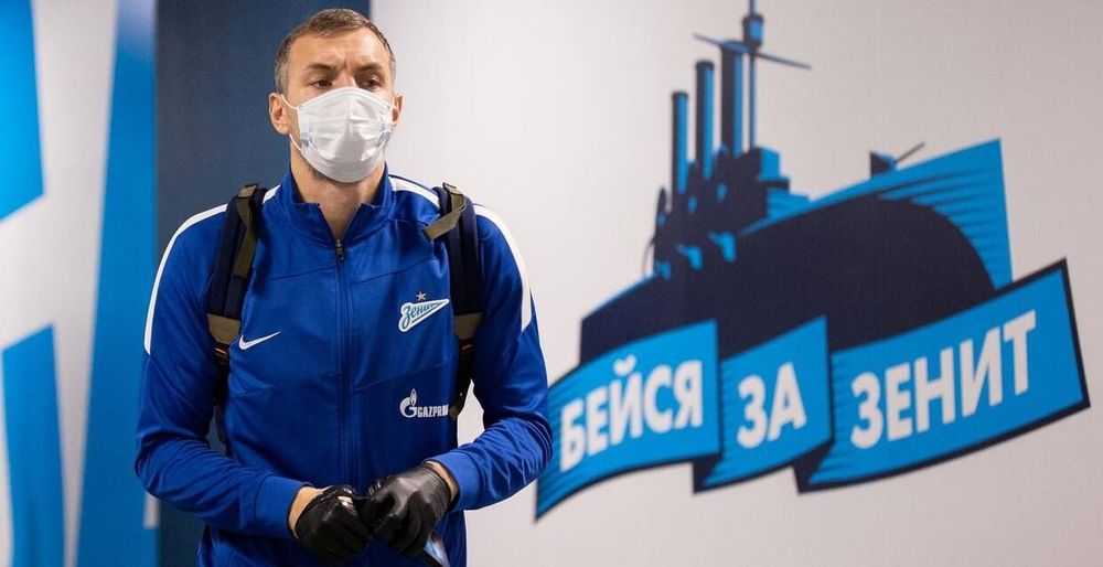 Петржела одобрил решение Семака оставить Дзюбу без капитанской повязки