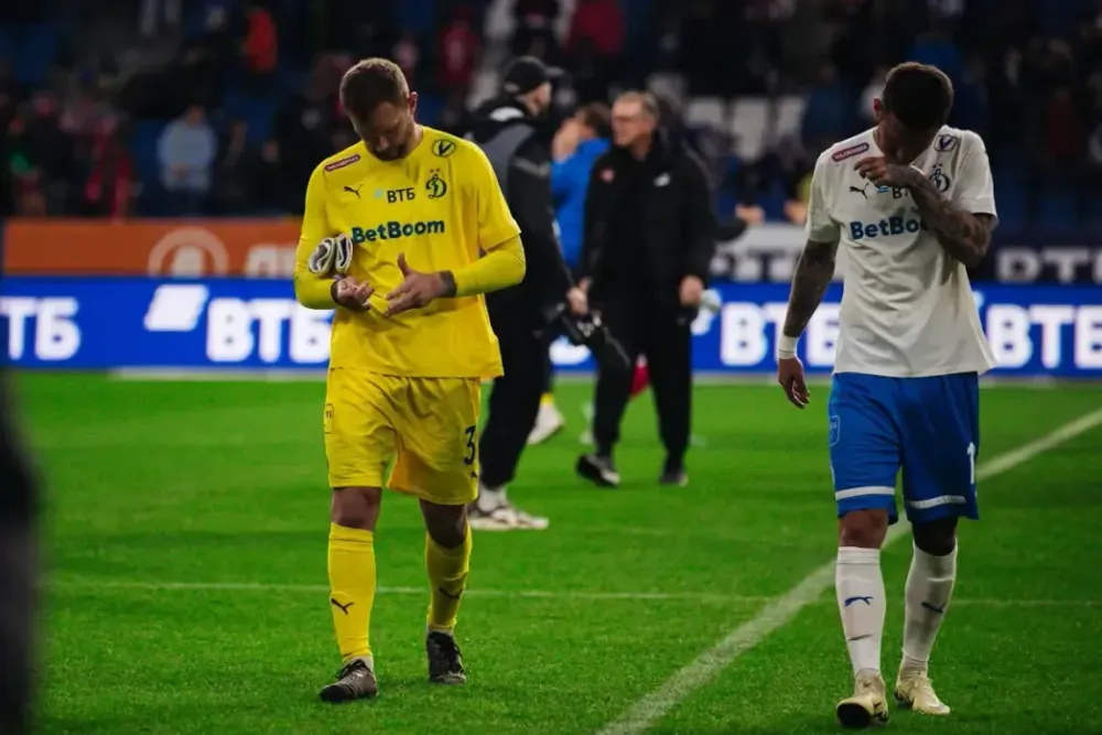 Червиченко заявил, что Лещук и Смолов — это похороны сегодняшнего «Динамо» Червиченко заявил, что Лещук и Смолов — это похороны сегодняшнего «Динамо»