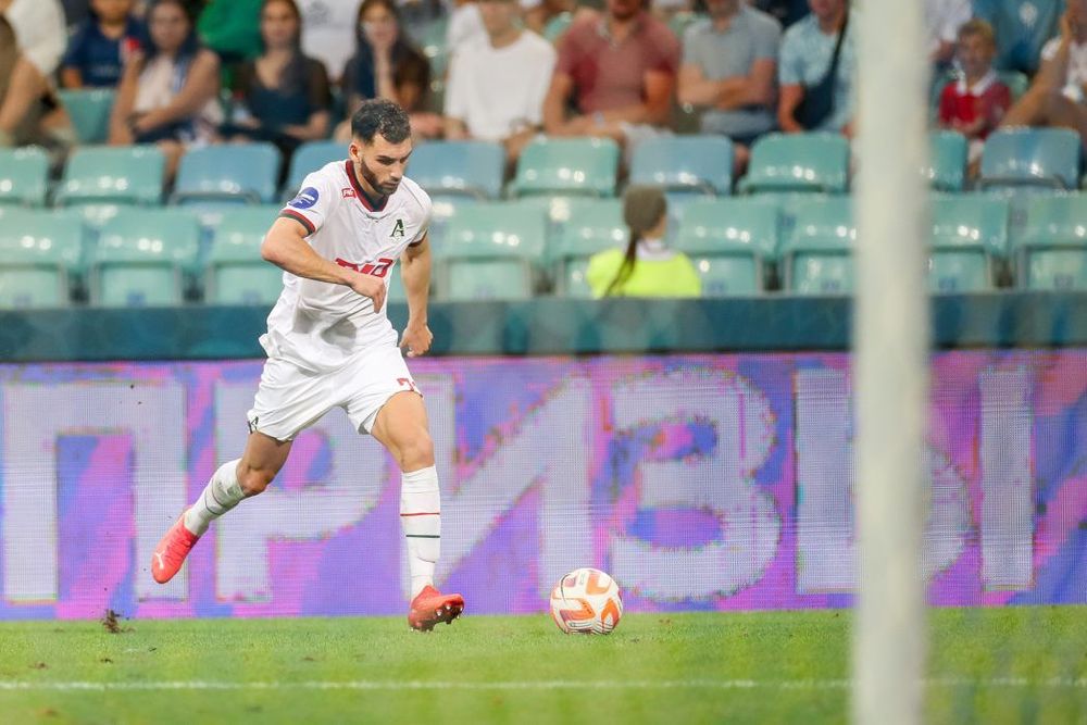 «Байер» заинтересован в переходе Тикнизяна «Байер» заинтересован в переходе Тикнизяна